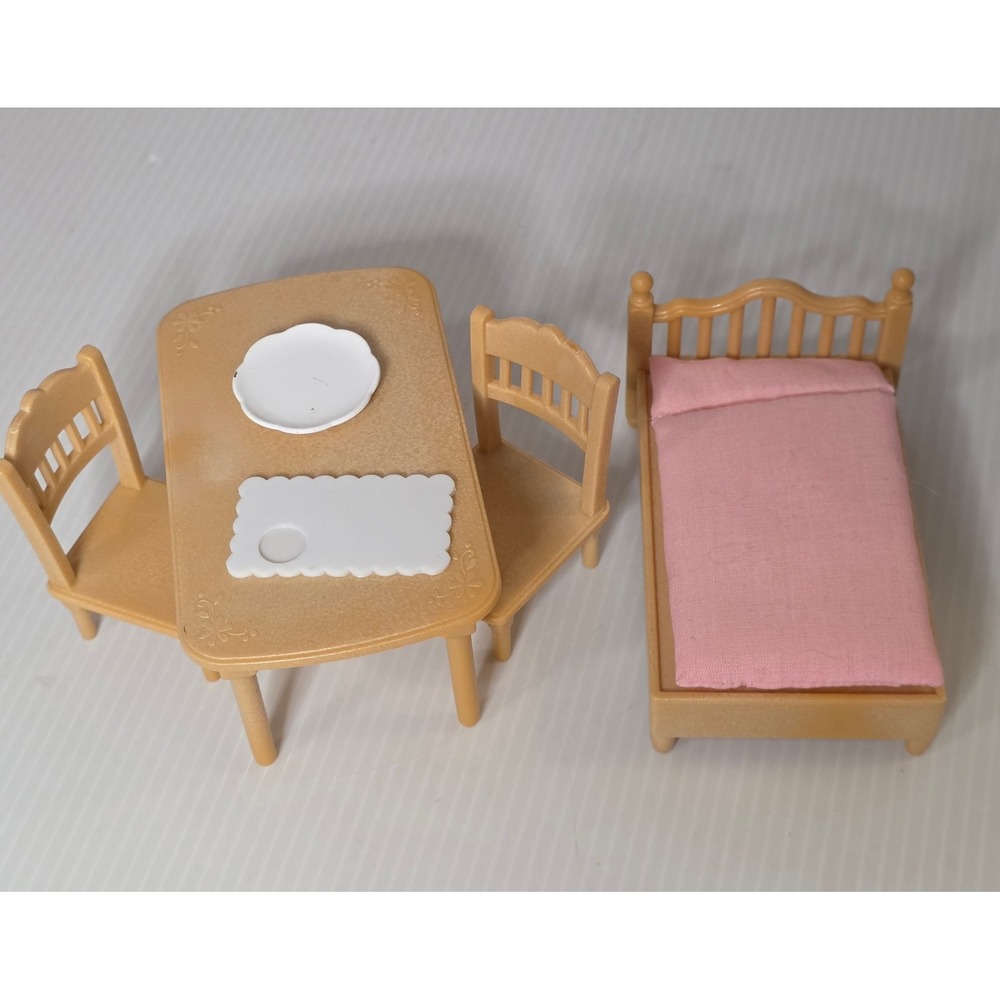 Calico Critters Dollhouse Furniture OS Tan Good Dining Bed Set